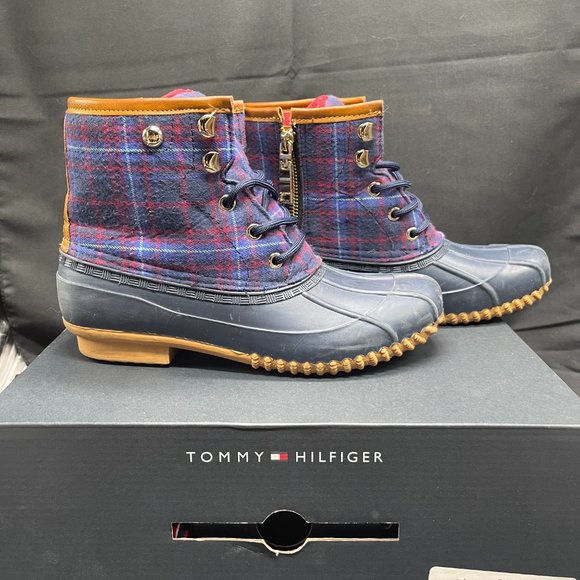 Vintage Tommy Hilfiger Navy Duck Boots Women's Size 7 Navy and Red Plaid - Picture 2 of 9